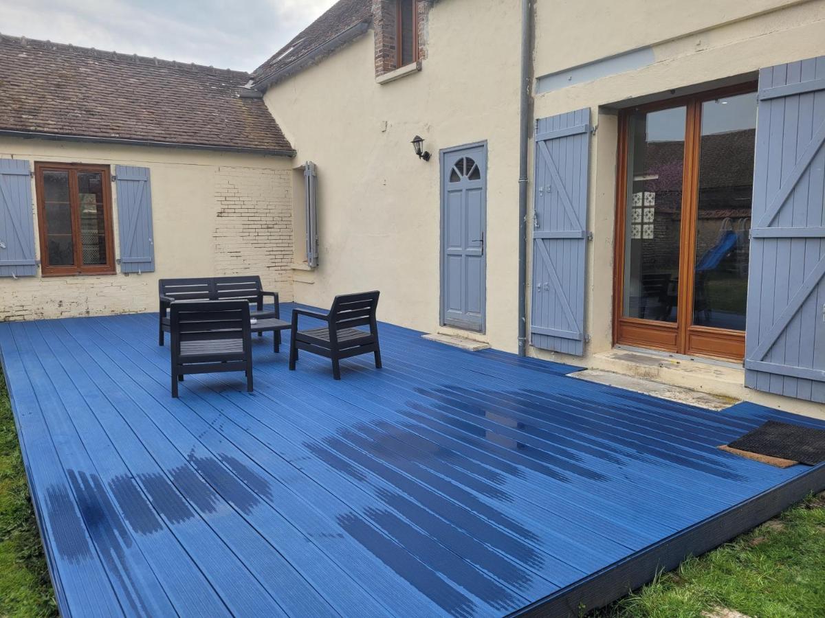 Un Nid Pour La Nuit Villa Bransles Kültér fotó